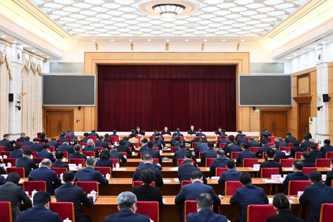 省委常委会召开扩大会议 传达学习习近平总书记在辽宁考察时的重要讲话和...